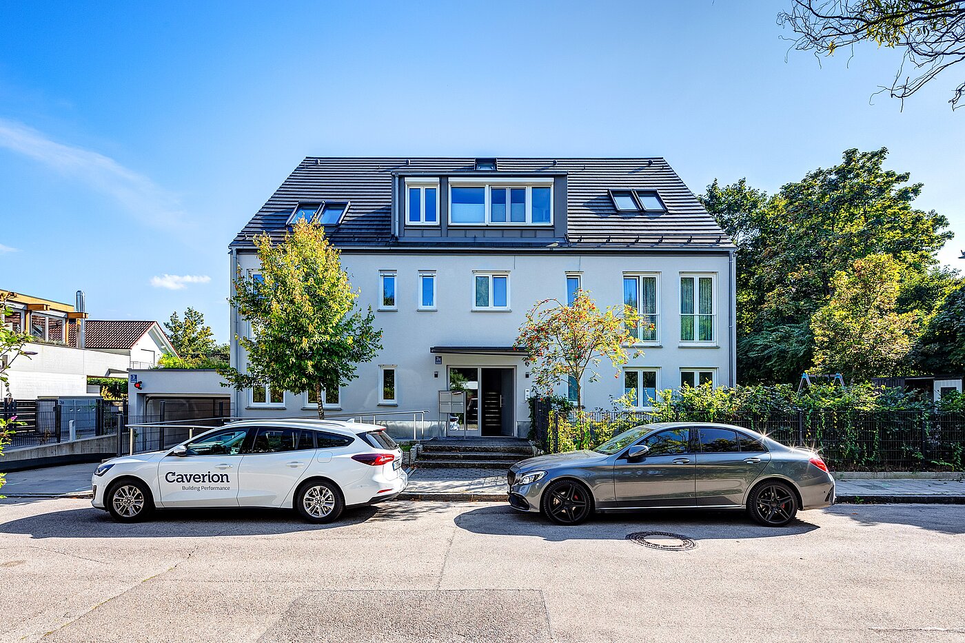 Maisonettewohnung mit 4 Zimmern | München-Obermenzing | 701553 | Ansicht von der Straße aus