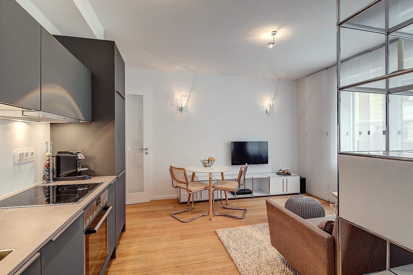 Erdgeschosswohnung mit 1 Zimmer | München-Schwabing | 1908ML2 | ...maßgefertigter...