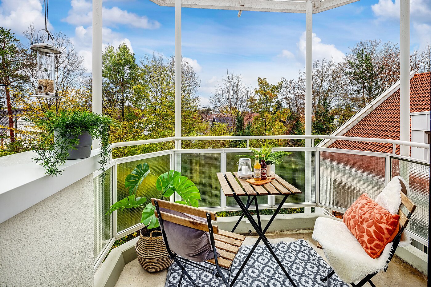 Etagenwohnung mit 2 Zimmern | Germering | 70029 | Sonniger Freisitz mit...
