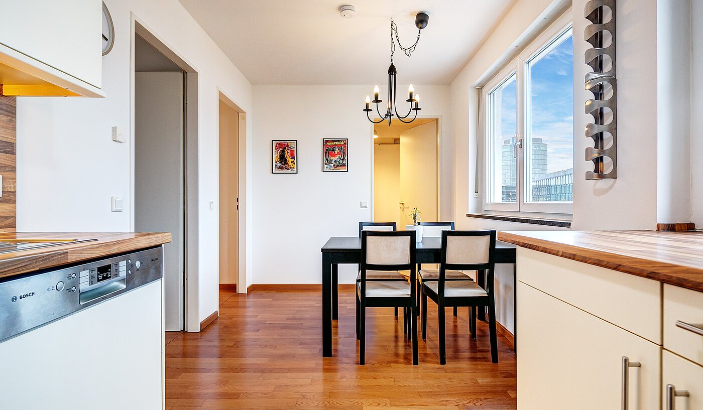 Etagenwohnung mit 2.5 Zimmern | 70020 | ...mit Fenster und Platz zum Essen