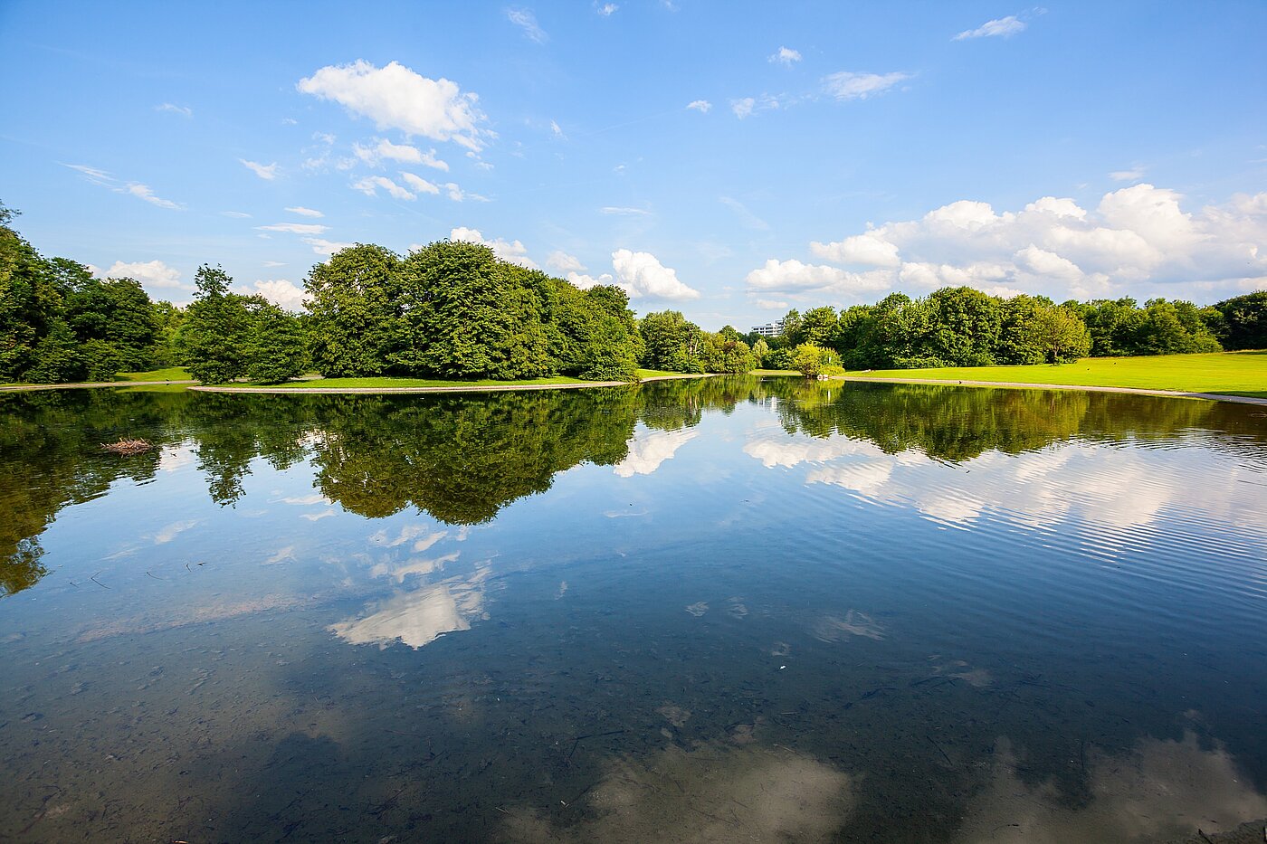 Etagenwohnung mit 3 Zimmern | München-Ramersdorf | 2206ML4 | ...auch der Ostpark mit See...