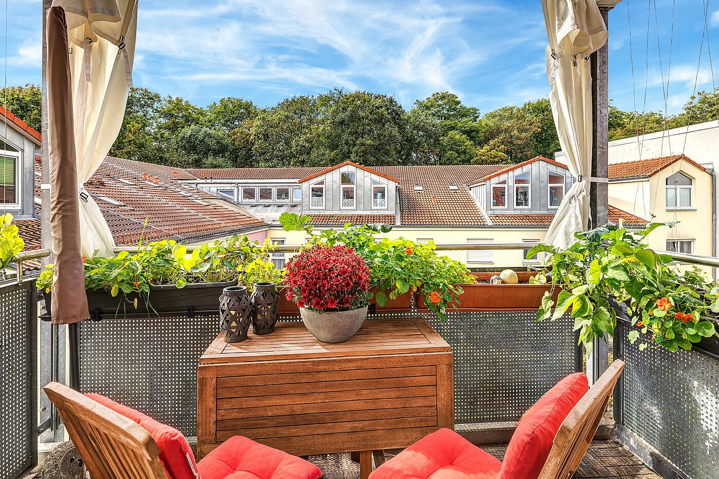 Etagenwohnung mit 2.5 Zimmern | Eching | 70100 | Gemütlicher Balkon