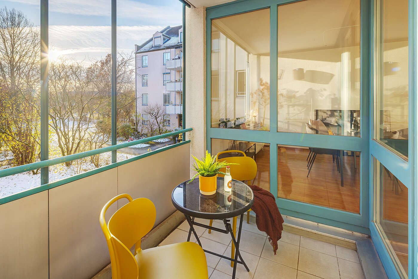 Etagenwohnung mit 3 Zimmern | München-Bogenhausen | 70085 | Südbalkon mit Blick...