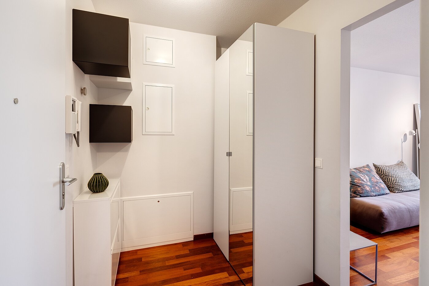 Erdgeschosswohnung mit 1.5 Zimmern | München-Sendling | 702632 | Eingangsbereich mit Schrank...