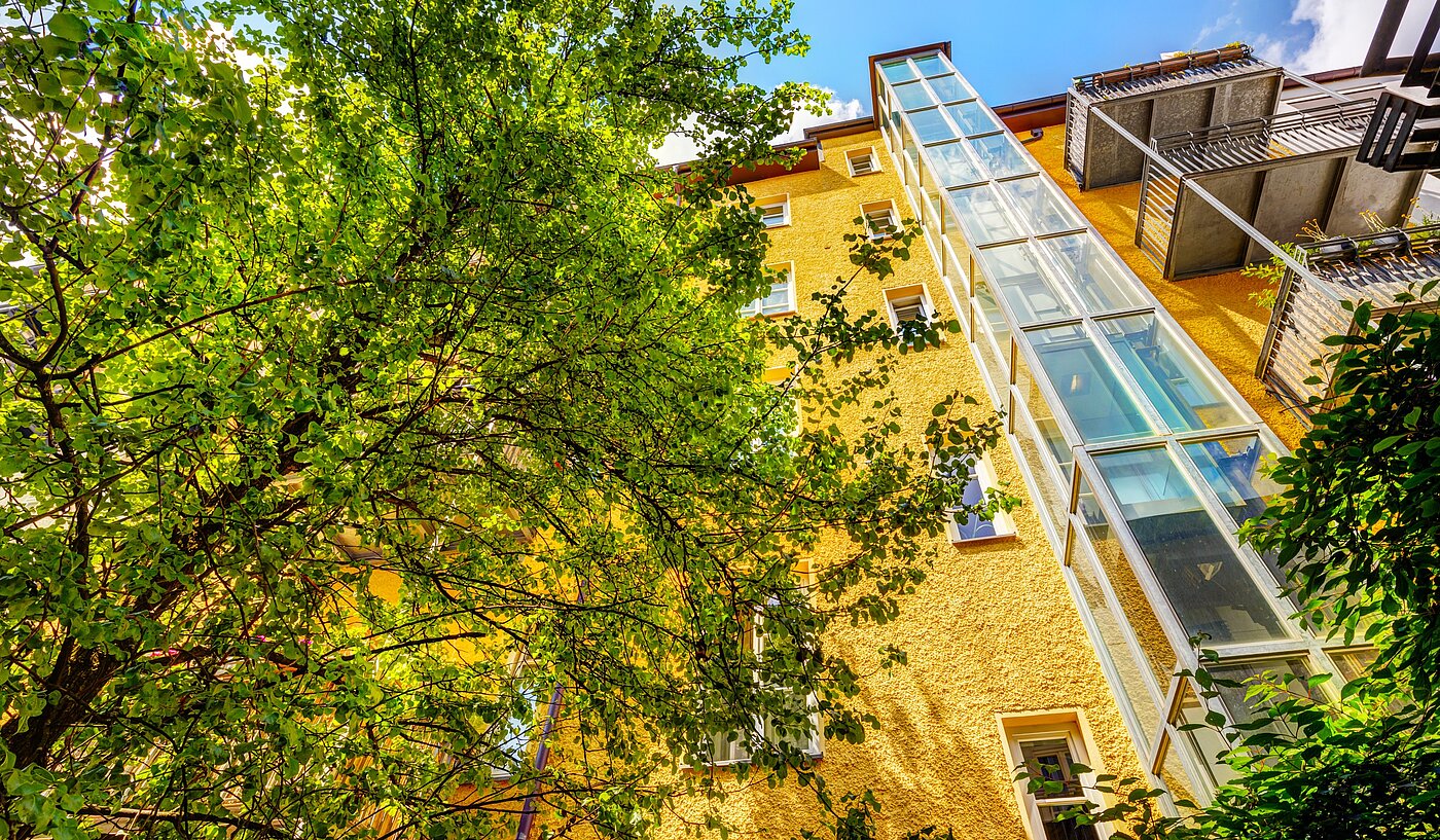 Etagenwohnung mit 5 Zimmern | München-Altstadt | 700121 | ...Innenhoffassade