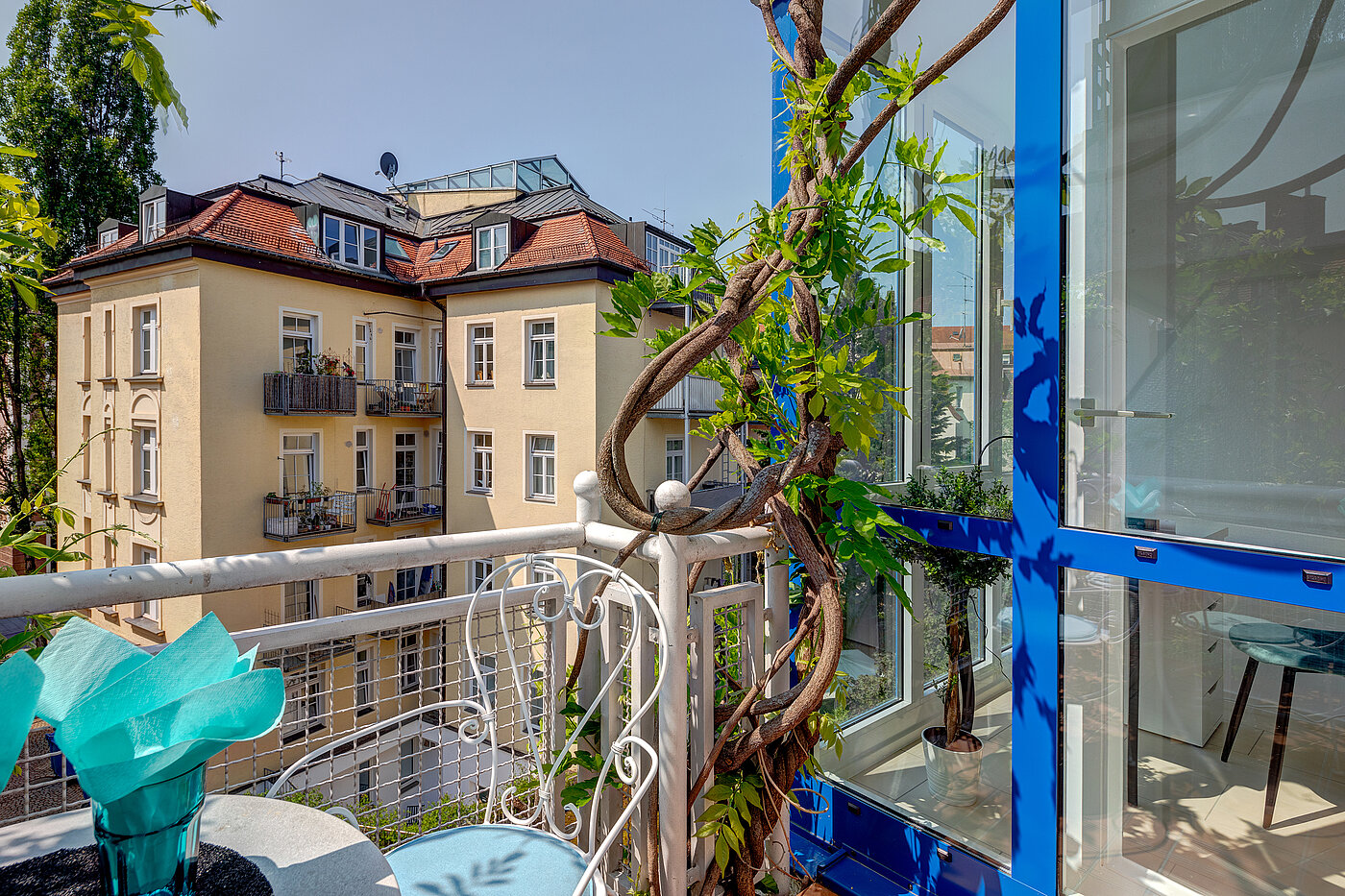 Etagenwohnung mit 2 Zimmern | München-Schwabing | 70434 | Highlight - Balkon...
