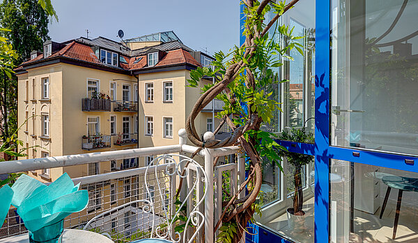 Etagenwohnung mit 2 Zimmern | München-Schwabing | 70434 | Highlight - Balkon...