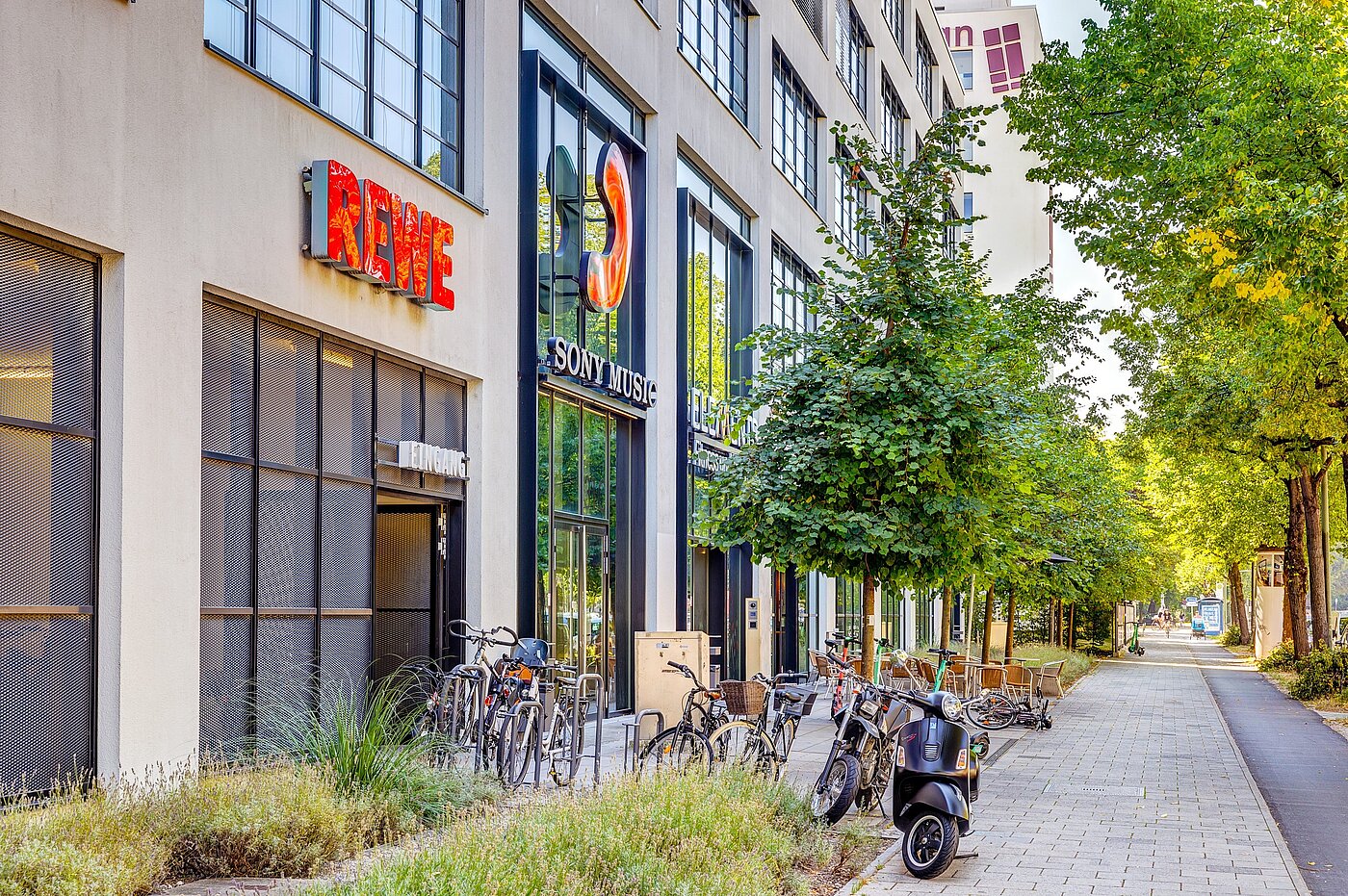 Etagenwohnung mit 1 Zimmer | München-Ramersdorf | 2207ML51 | Einkaufsmöglichkeiten...