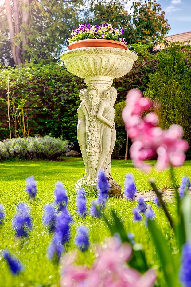 Doppelhaushälfte mit 4 Zimmern | München-Solln | 70120 | Begrünter Garten