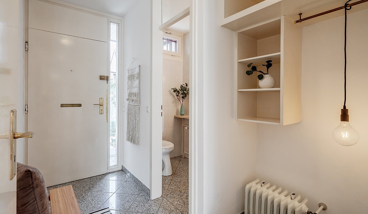 Etagenwohnung mit 5.5 Zimmern | Weßling | 1907ML4 | Eingangsbereich mit Gäste-WC