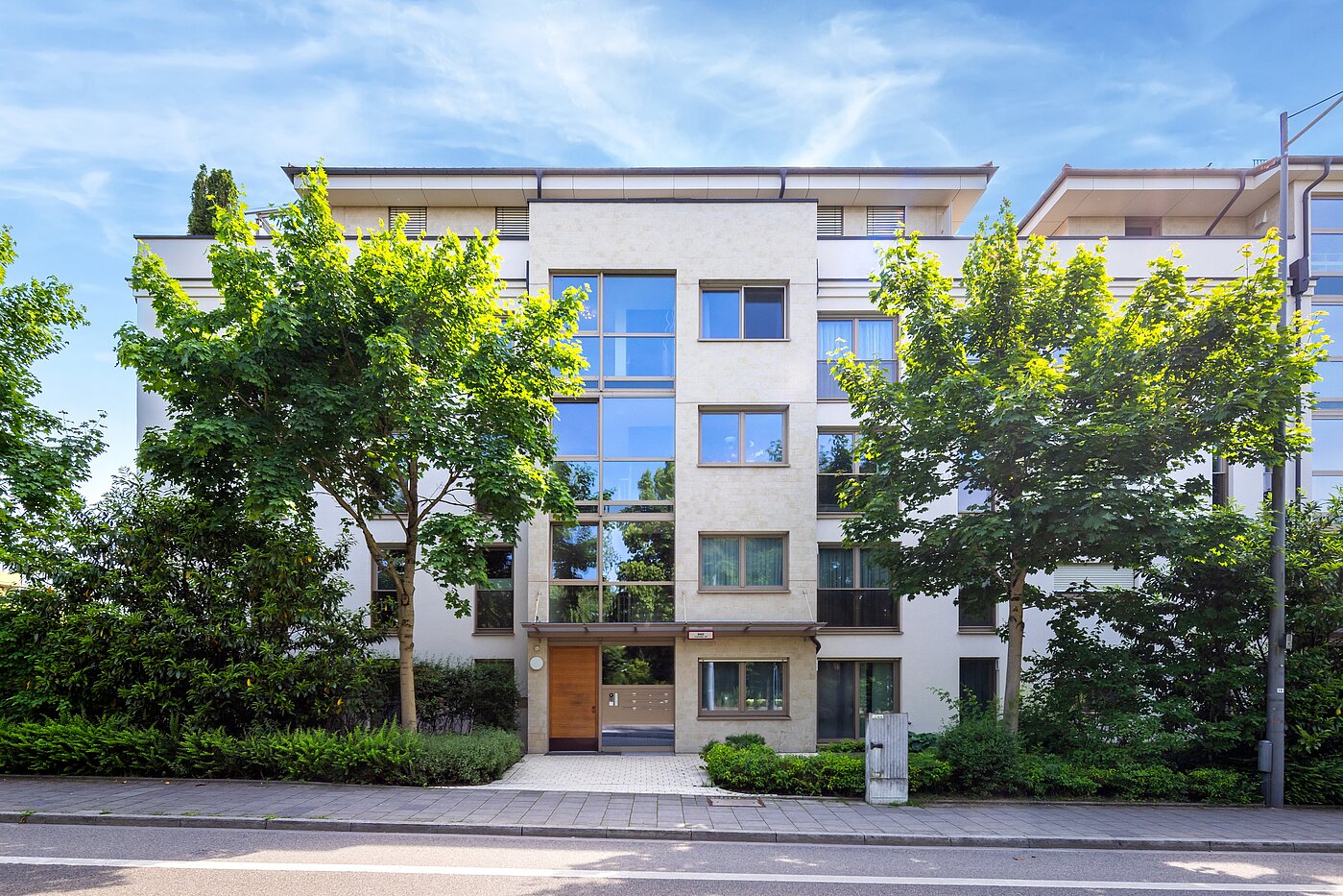 Penthouse mit 3.5 Zimmern | München-Oberföhring | 70237 | Ansicht von der Straße