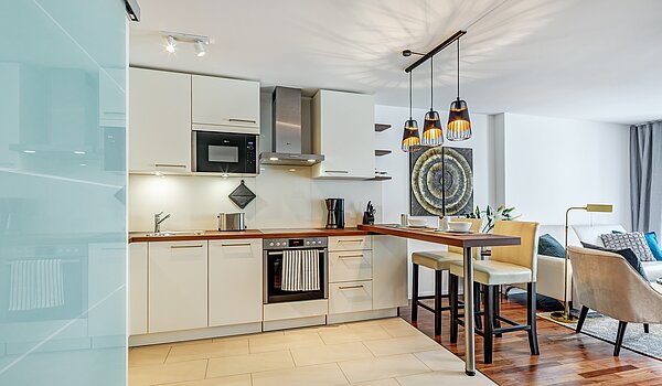Etagenwohnung mit 2 Zimmern | München-Schwabing | 70434 | Offene Küche mit...