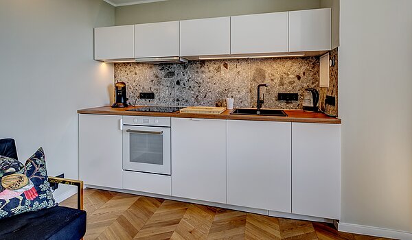 Apartment mit 1 Zimmer | München-Schwabing | 70376 | Schöne Küchenzeile