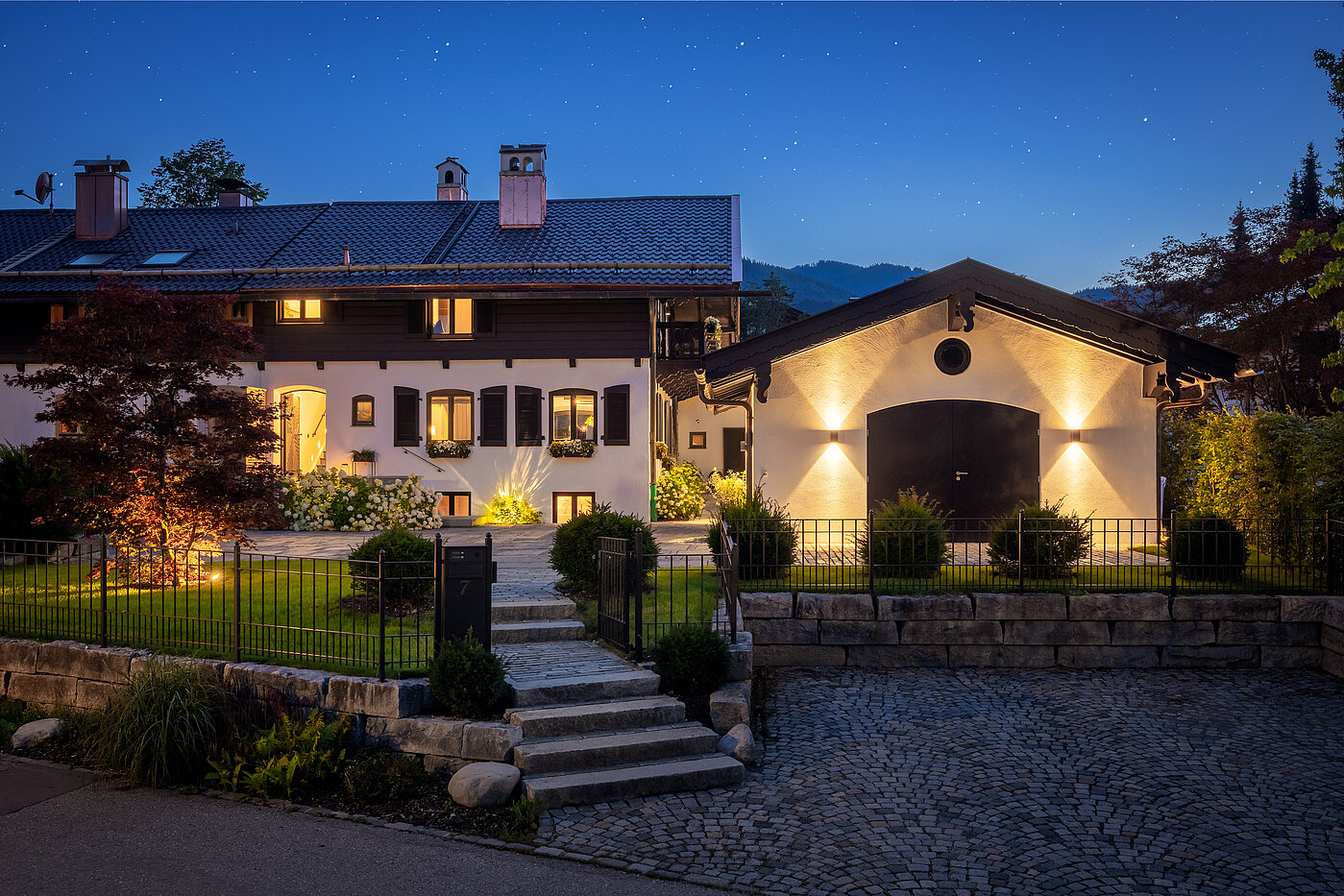Besondere Immobilie mit 15 Zimmern | Bad Wiessee | 701592 | Chalet I Landhaushälfte