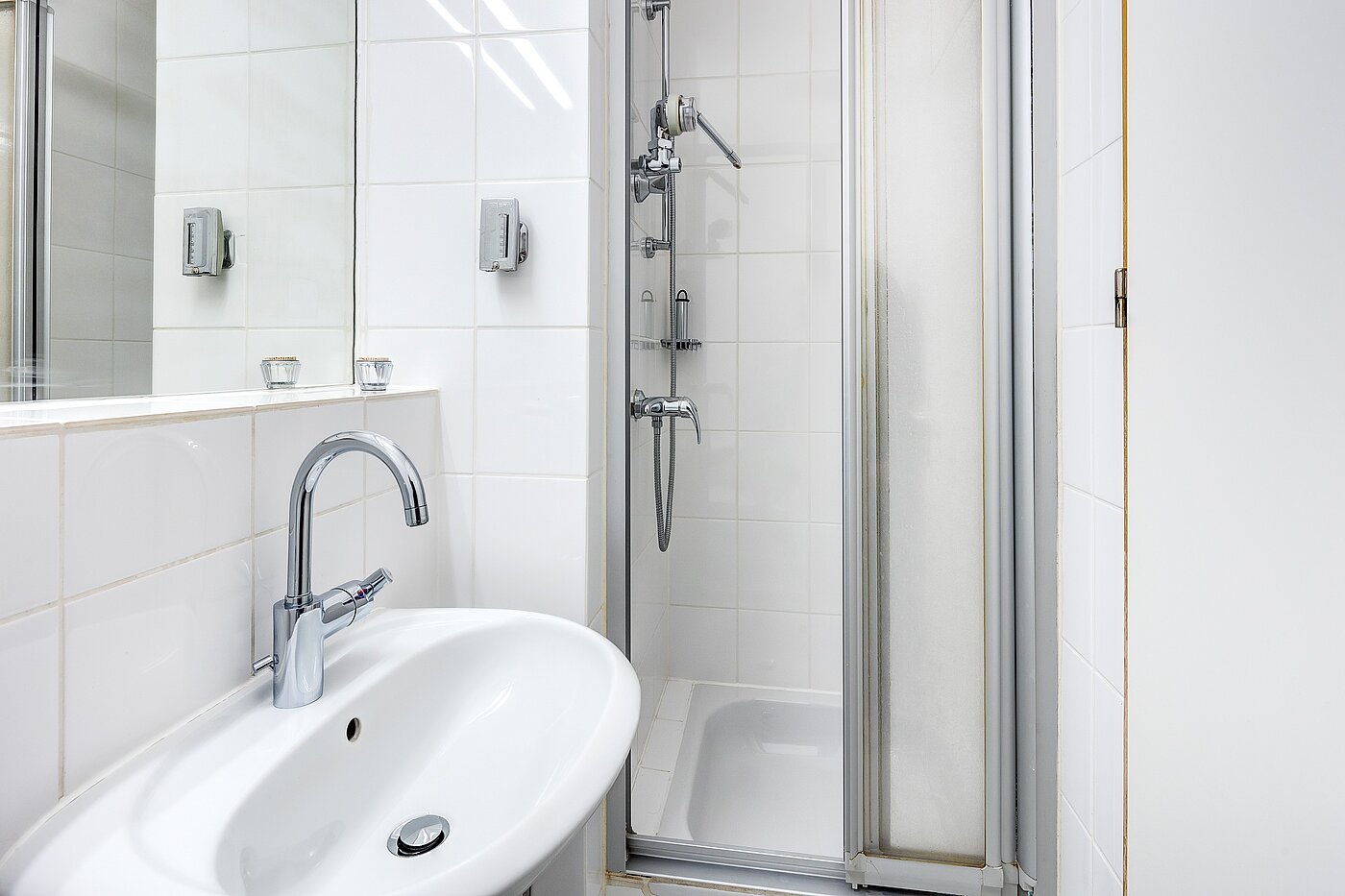 Etagenwohnung mit 1 Zimmer | München-Maxvorstadt | 70087 | ...Dusche
