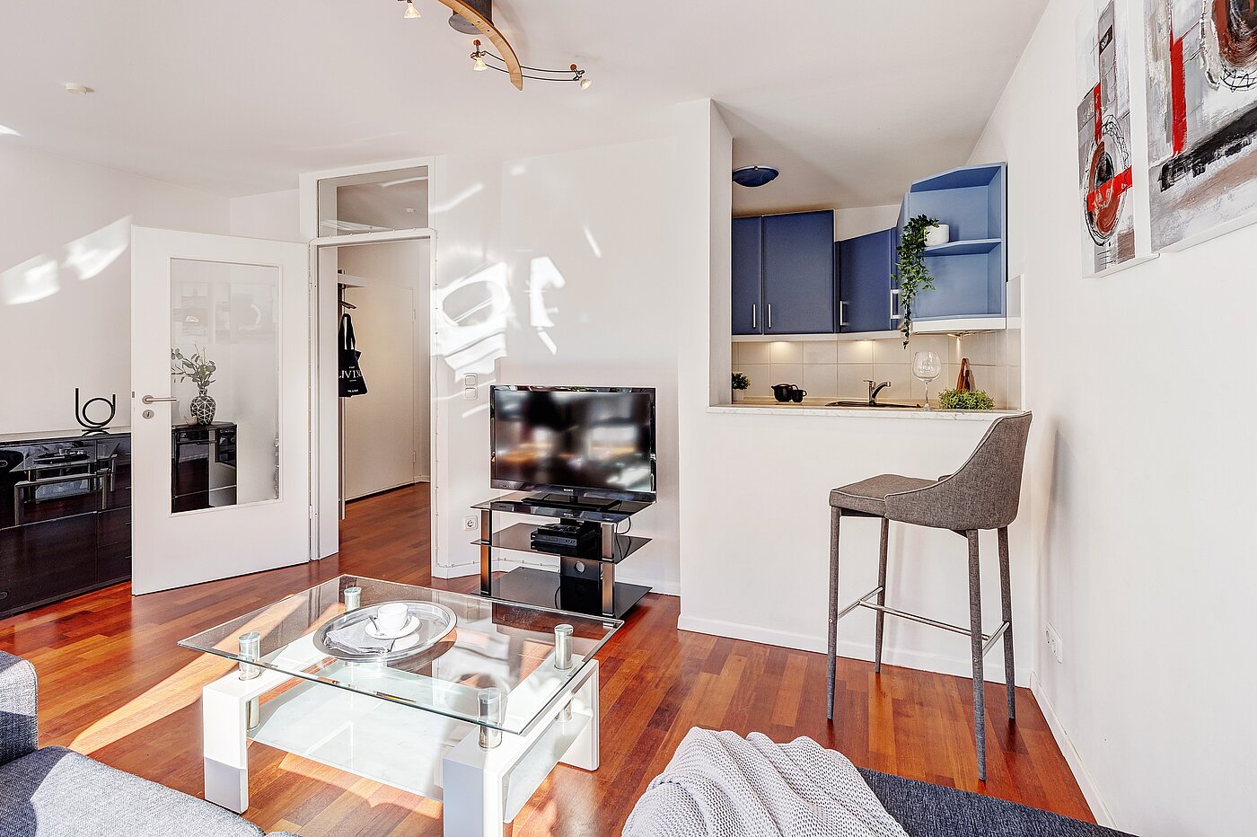 Etagenwohnung mit 3 Zimmern | München-Schwabing | 2202ML12 | ...Ausstattung...