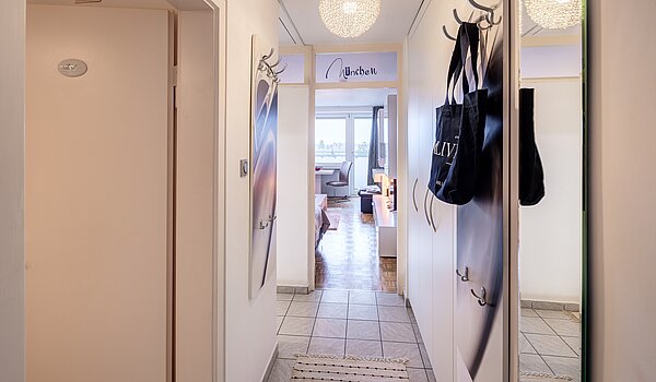 Apartment mit 1 Zimmer | München-Forstenried | 70190 | Diele mit...