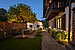 Besondere Immobilie mit 15 Zimmern | Bad Wiessee | 701592 | Chalet II Innenhof | Thumbnail