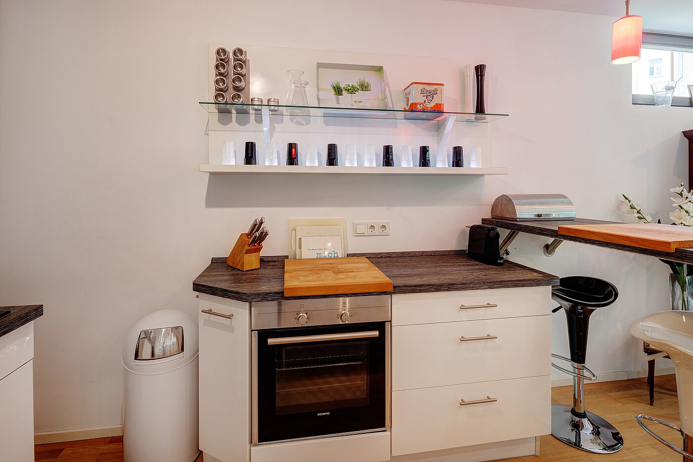Etagenwohnung mit 2 Zimmern | München-Au | 70108 | Einblick in die Küche