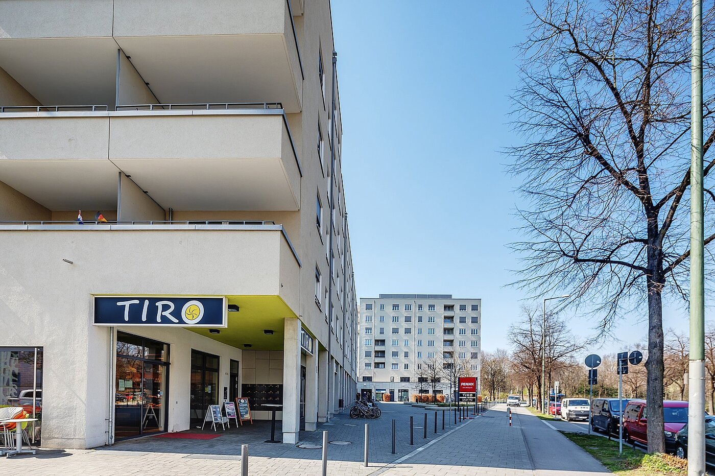 Etagenwohnung mit 2 Zimmern | München-Sendling-Westpark | 2003ML10 | Bäckerei vorort