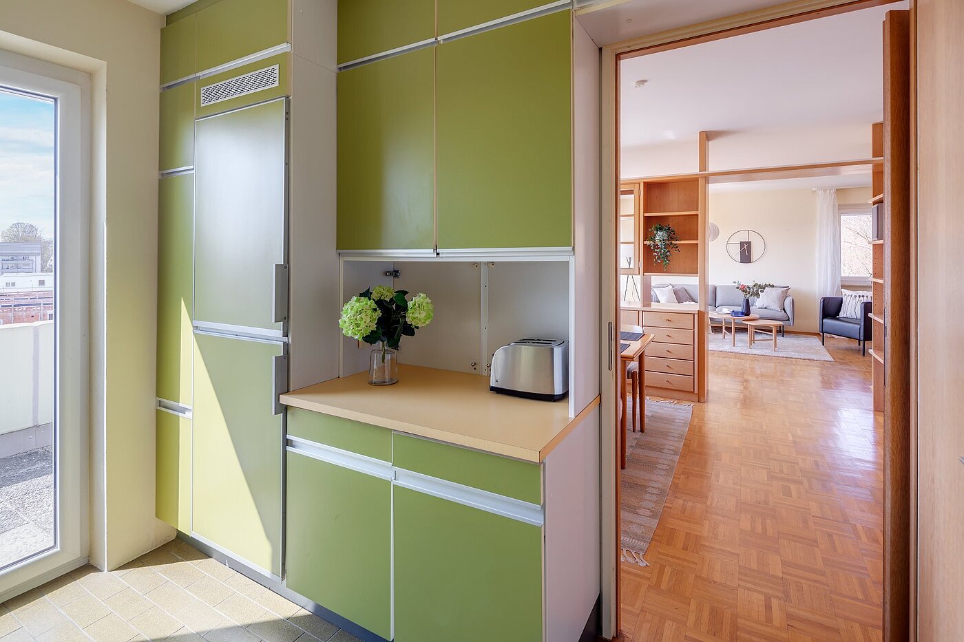 Etagenwohnung mit 4 Zimmern | Freising | 2003ML7 | Durchgang zur Küche...