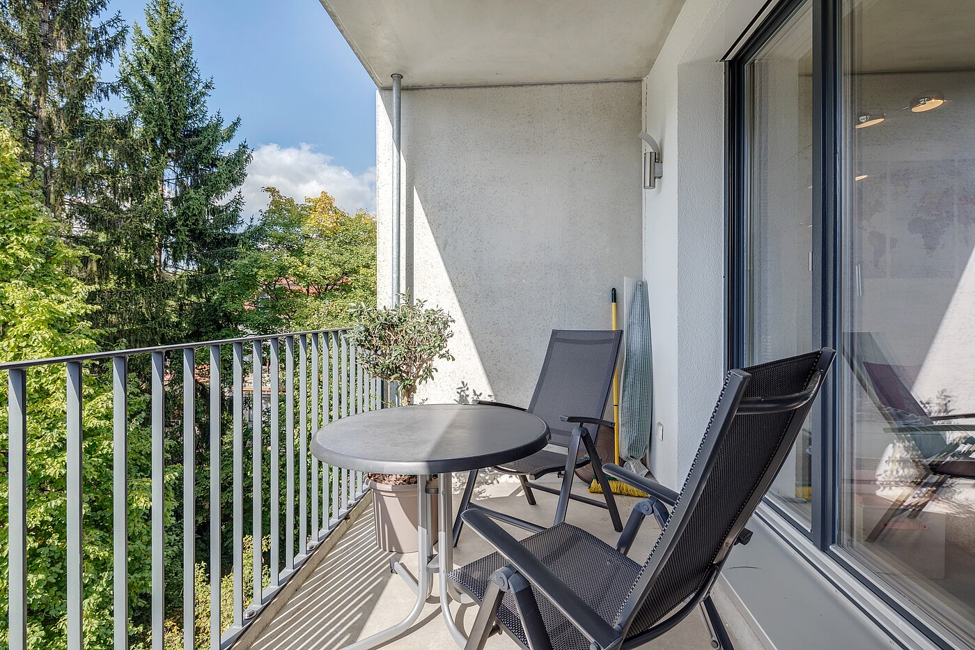 Etagenwohnung mit 2 Zimmern | München-Pasing | 70071 | Sonniger Westbalkon...