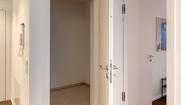 Terrassenwohnung mit 2 Zimmern | München-Harlaching | 70372 | Großer Abstellraum