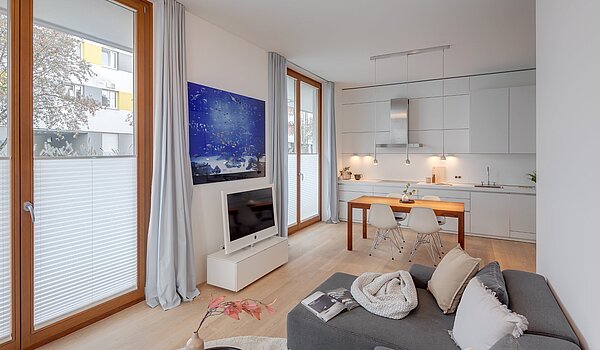 Hochparterre mit 3 Zimmern | München-Sendling | 2009ML8 | ...mit bodentiefen Fenstern...