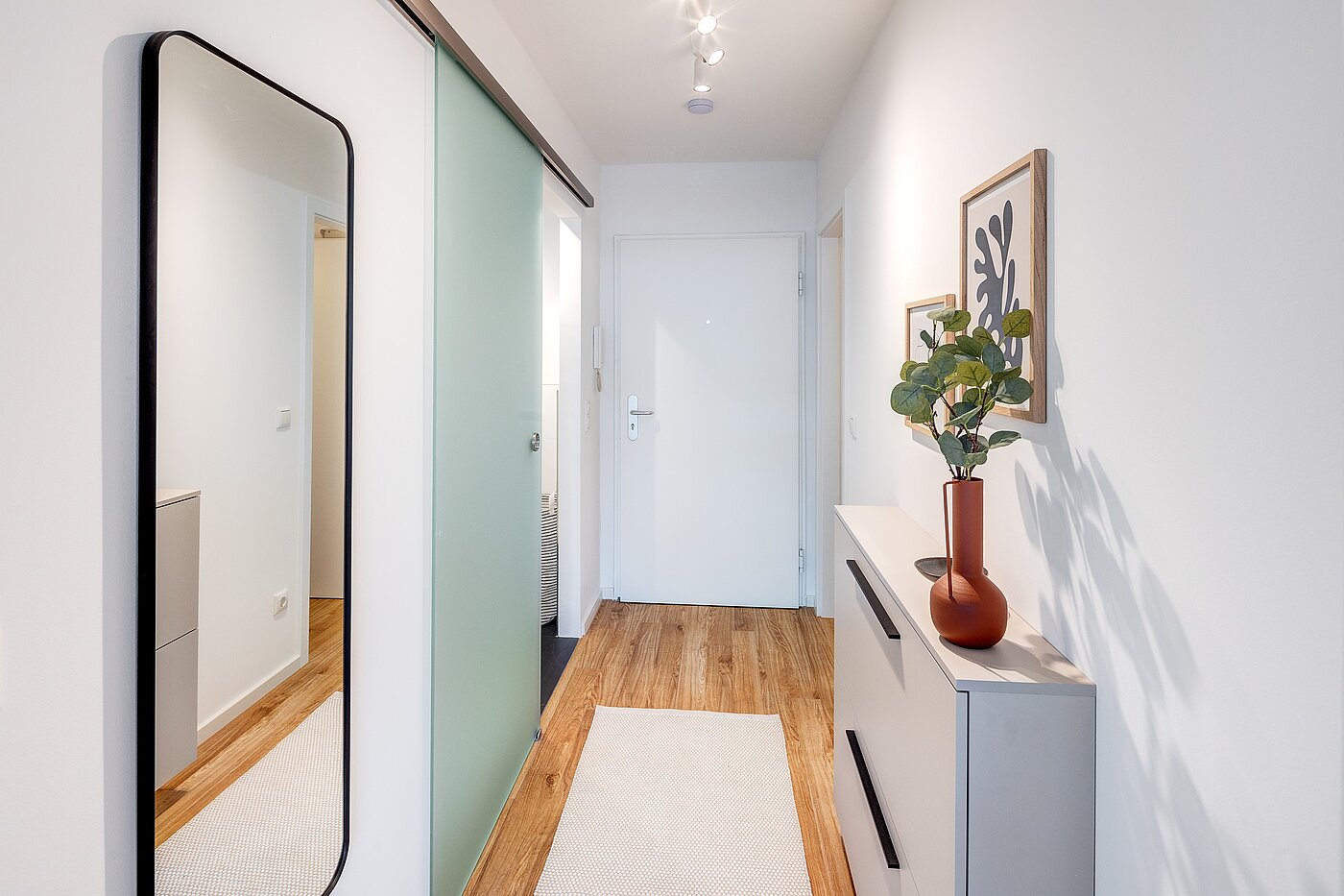 Etagenwohnung mit 1 Zimmer | München-Neuhausen | 70197 | Eingangsbereich