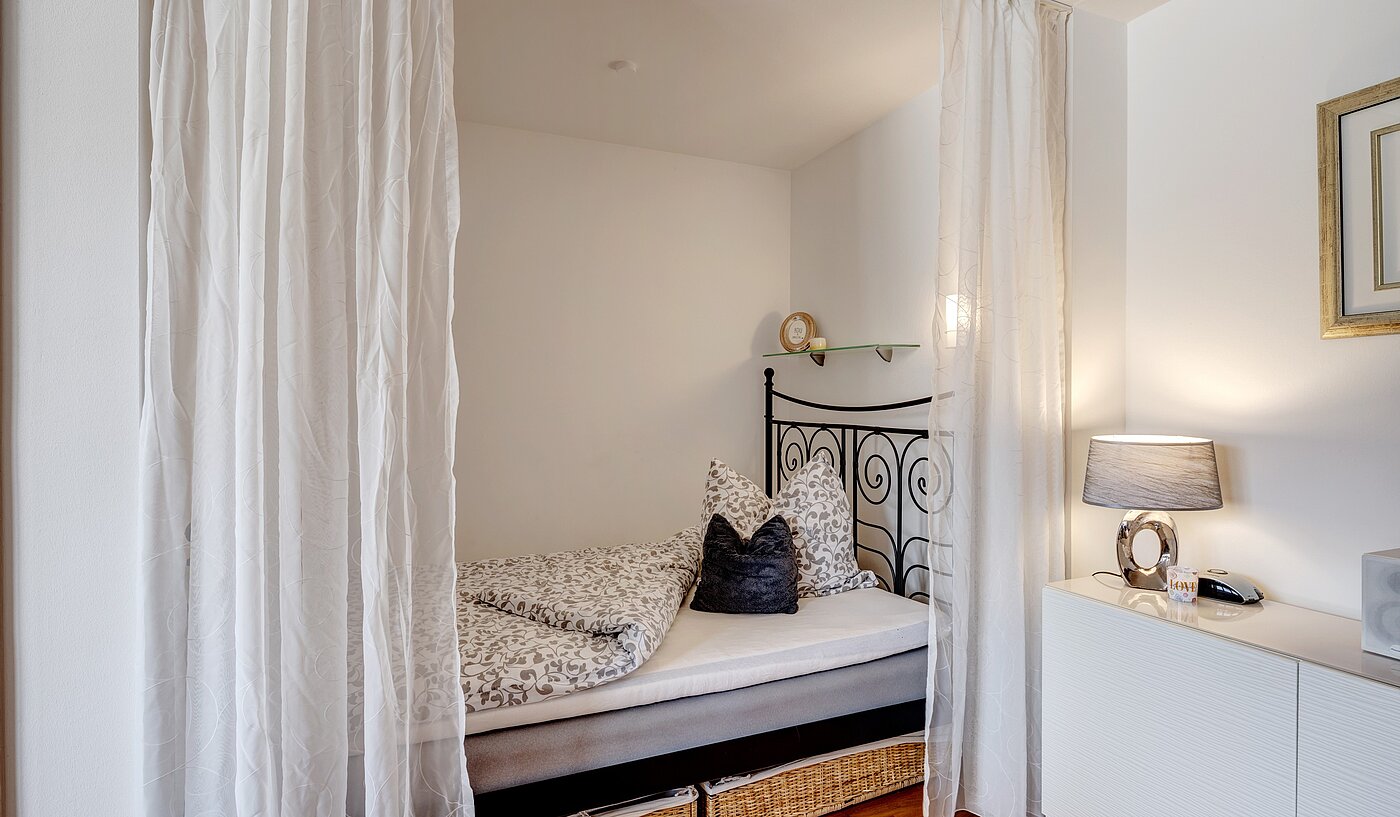 Etagenwohnung mit 1 Zimmer | München-Bogenhausen | 70070 | Schlafnische