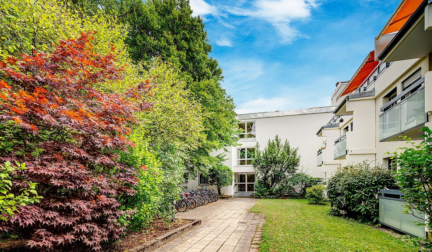 Etagenwohnung mit 1.5 Zimmern | München-Sendling-Westpark | 2207ML4 | Schön eingewachsene Grünanlage...