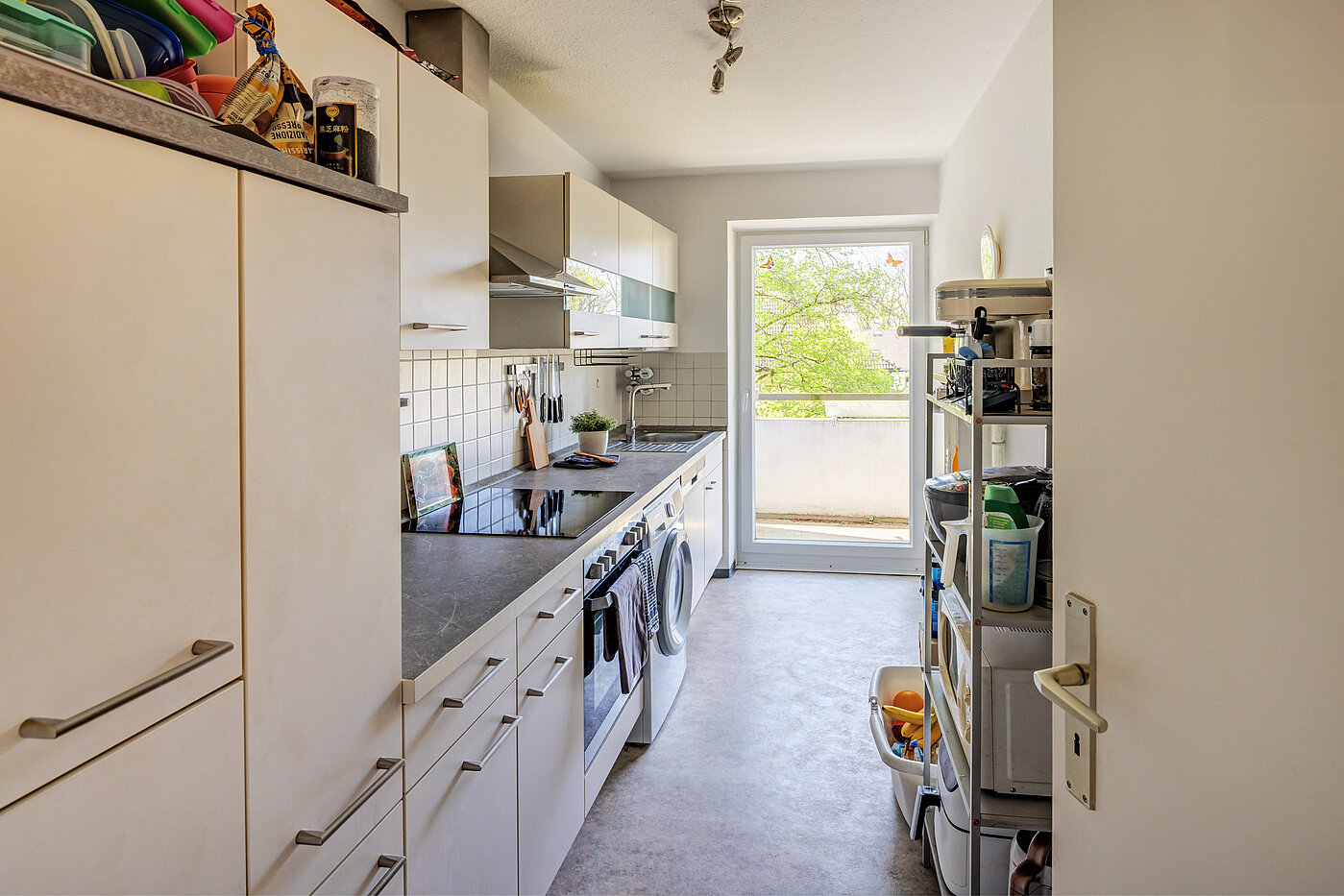 Etagenwohnung mit 3 Zimmern | München-Trudering | 70443 | Helle Küche...