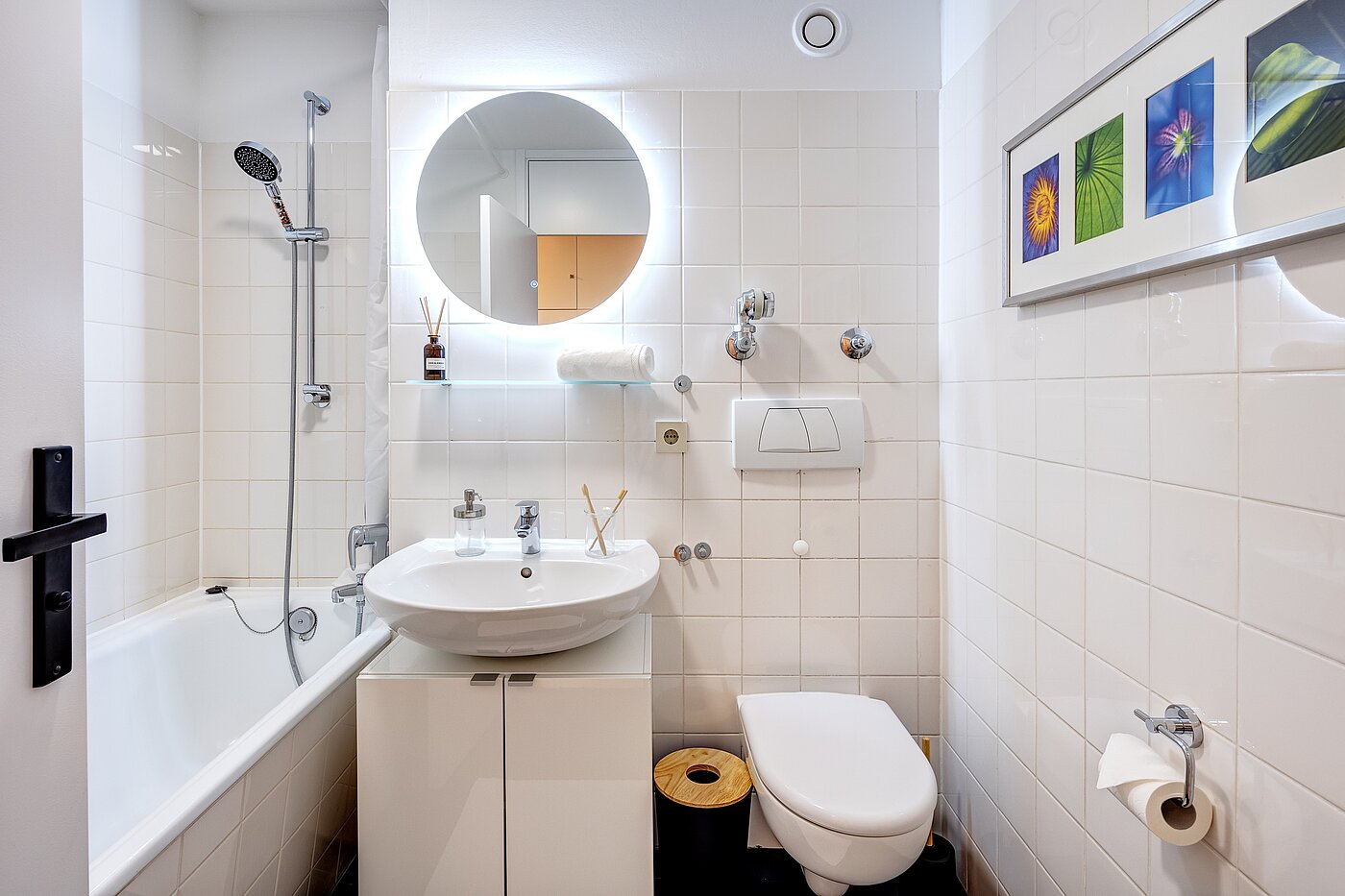 Etagenwohnung mit 1 Zimmer | München-Maxvorstadt | 70132 | ...Bad mit Badewanne