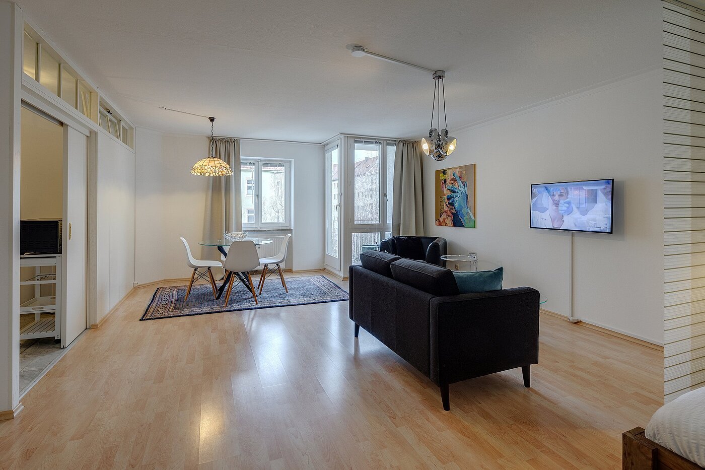 Etagenwohnung mit 1 Zimmer | München-Lehel | 2001ML10 | Wohnen und Schlafen