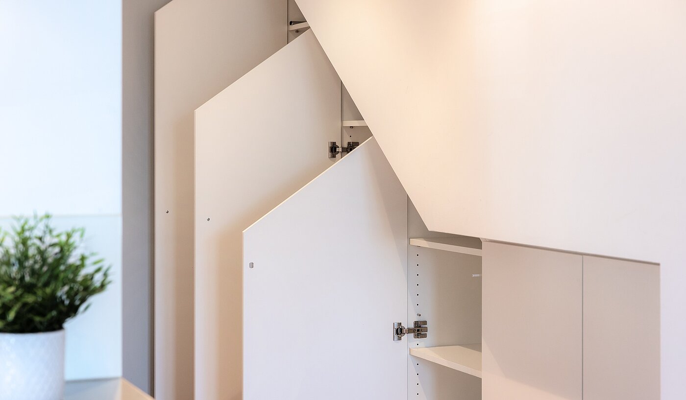 Etagenwohnung mit 2 Zimmern | München-Schwabing | 70195 | ...schicken...