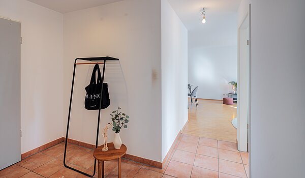 Etagenwohnung mit 2 Zimmern | München-Bogenhausen | 70396 | ...für einen Garderobenschrank