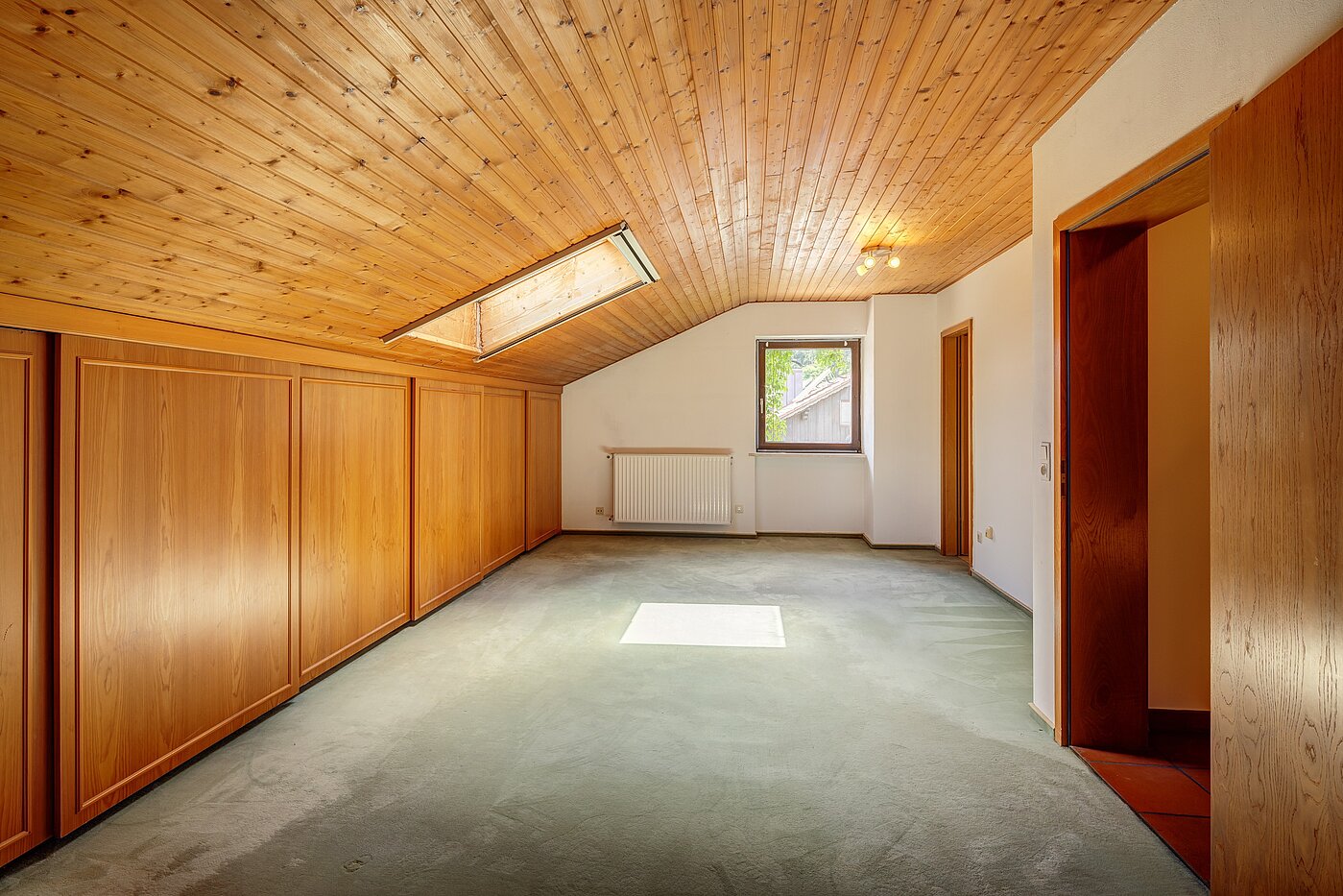 Reiheneckhaus mit 5 Zimmern | Penzberg | 701121 | Studio mit Einbauschränken
