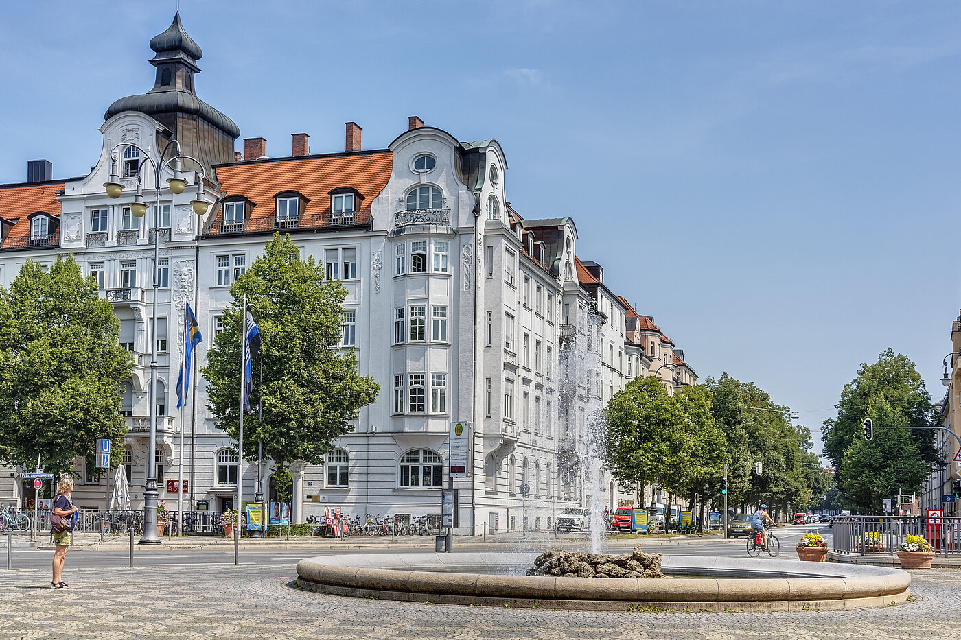 Penthouse mit 2 Zimmern | München-Bogenhausen | 70385 | Unweit vom...