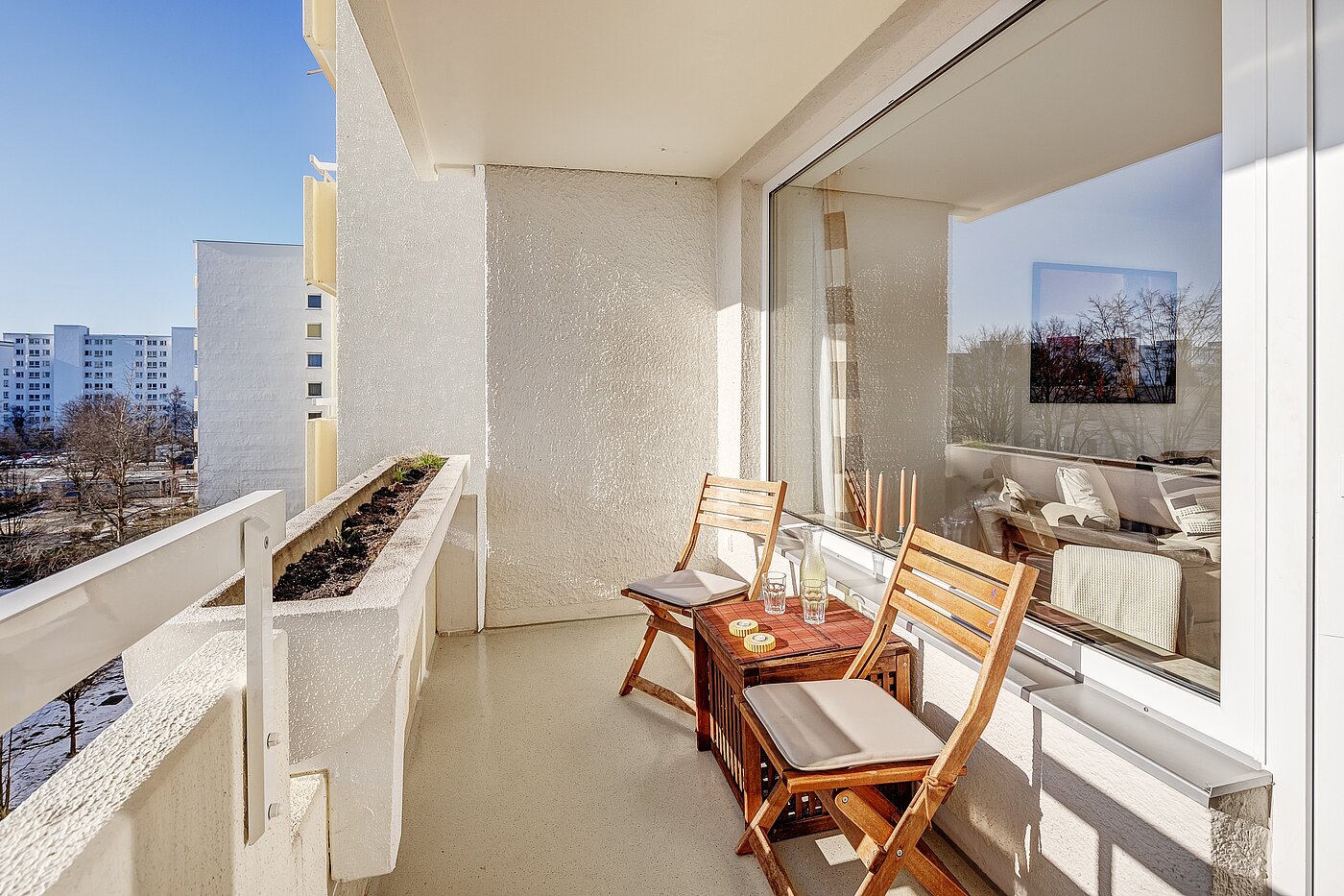 Etagenwohnung mit 3.5 Zimmern | Haar | 2201ML5 | ...mit Südwest-Loggia und...