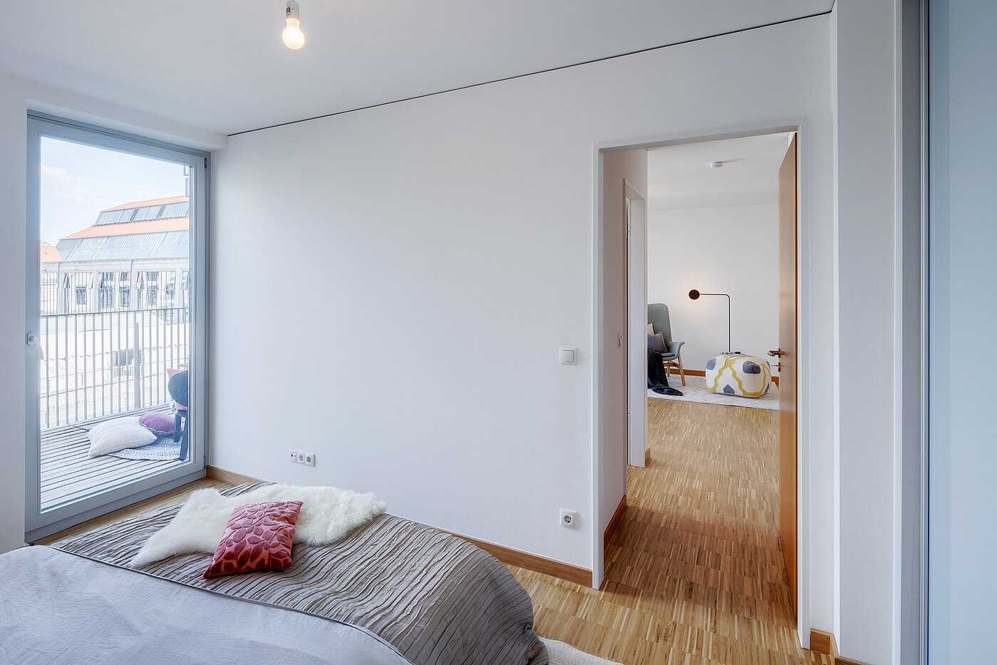 Etagenwohnung mit 2 Zimmern | München-Schwanthalerhöhe | 2206ML11 | ...und ebenfalls Zugang zum Balkon