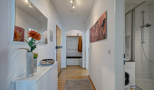 Etagenwohnung mit 2 Zimmern | München-Moosach | 70407 | Eingangsbereich