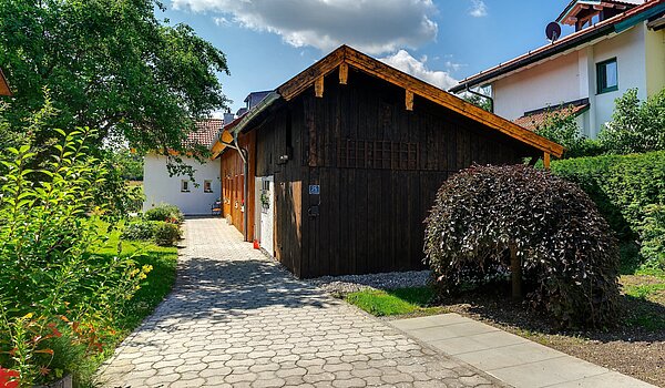 Bauernhaus mit 9 Zimmern | Hohenschäftlarn | 1805ML4 | Straßenansicht