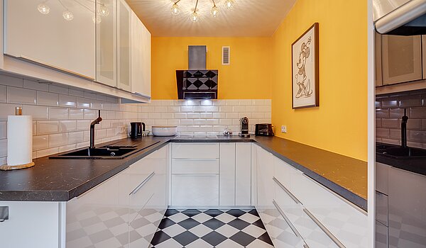 Etagenwohnung mit 2 Zimmern | München-Bogenhausen | 70287 | Vollausgestattete Einbauküche...