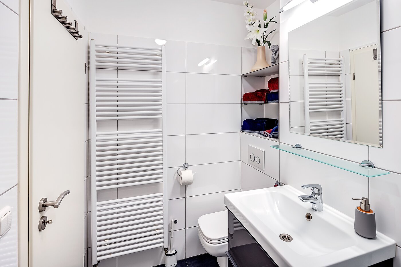 Etagenwohnung mit 1 Zimmer | München-Ludwigsvorstadt | 70176 | ...und Handtuchheizkörper