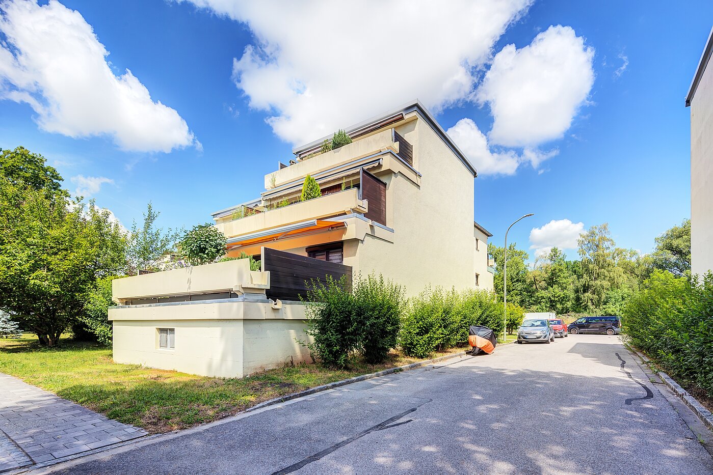 Etagenwohnung mit 1 Zimmer | Karlsfeld | 70460 | Außenansicht