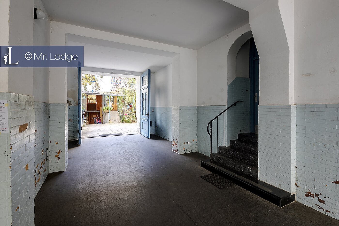 Etagenwohnung mit 2.5 Zimmern | München-Haidhausen | 1710D2 | Hauseingangsbereich
