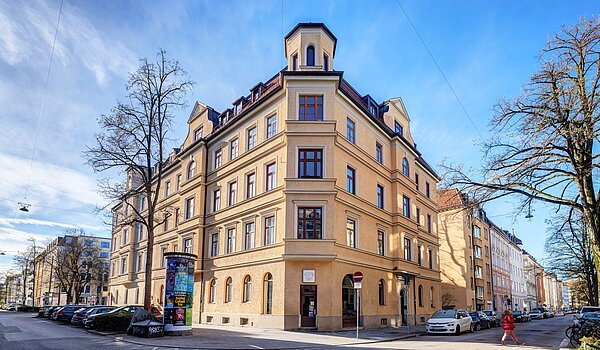 Etagenwohnung mit 2 Zimmern | München-Isarvorstadt | 703031