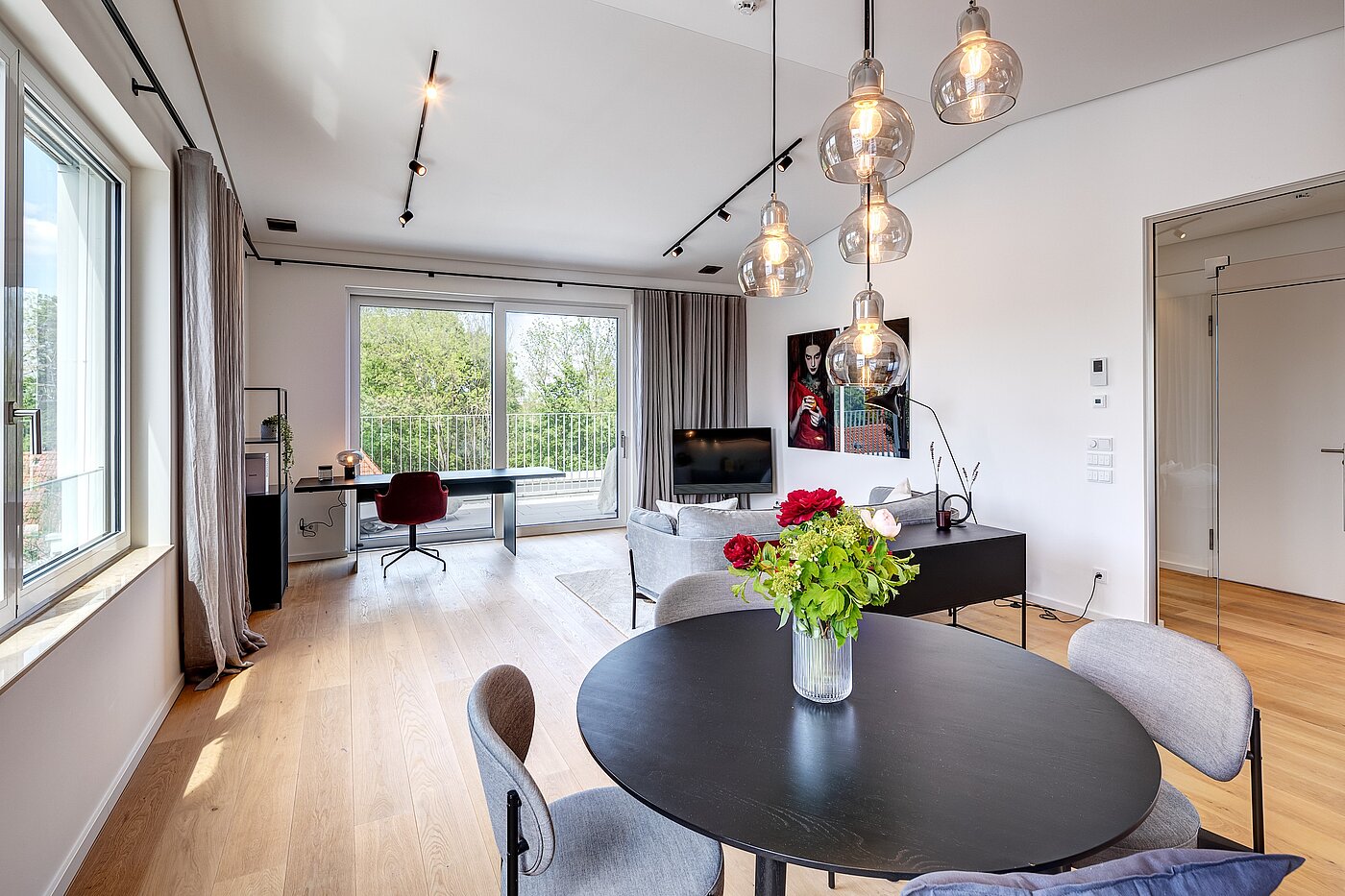 Etagenwohnung mit 2 Zimmern | 70134 | ...Wohnbereich