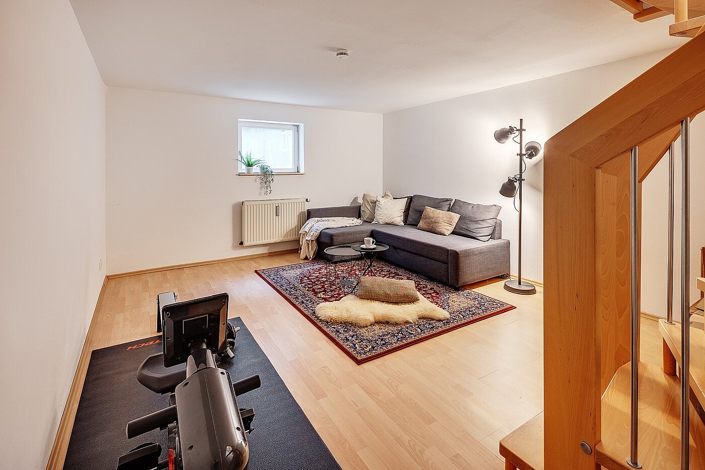 Etagenwohnung mit 3 Zimmern | München-Hasenbergl | 2105ML10 | mit Fenster