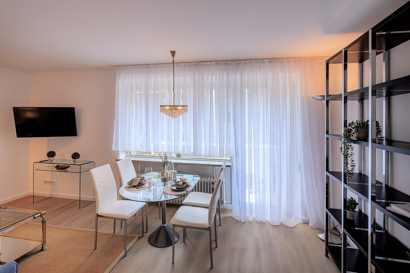 Etagenwohnung mit 2 Zimmern | München-Sendling-Westpark | 70413 | ...Essbereich mit...